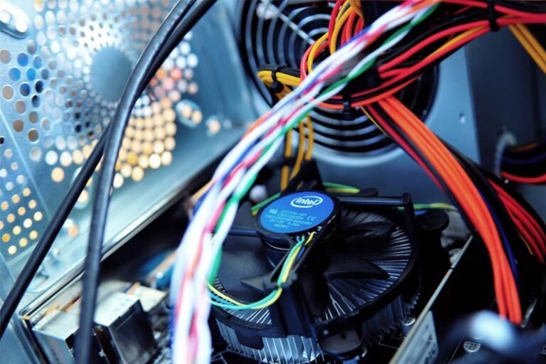 New York’s antiquated steering wheel law poses roadblock to driverless cars